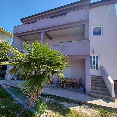 Apartment Andre 1 *